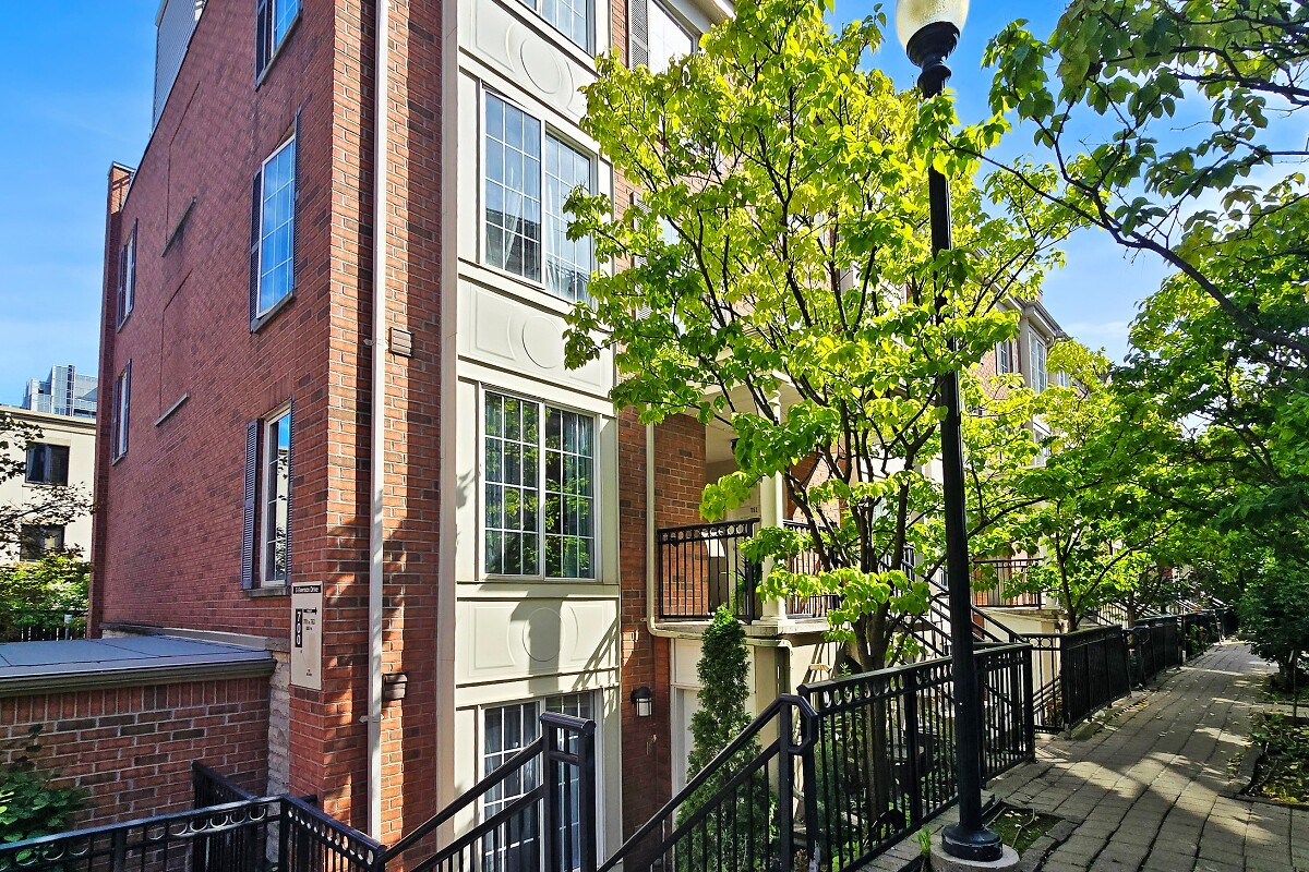 5 Everson Drive, Toronto