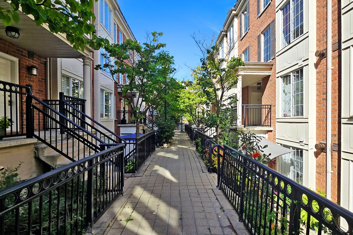 5 Everson Drive, Toronto