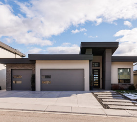 2501 Tallus Heights Drive, West Kelowna, BC V4T 3M2