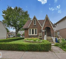 1011 Lena Avenue, Windsor, ON N9C 3K3