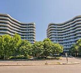 99 The Donway West, Unit 406, Toronto, ON M3C 0N8