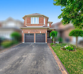 52 Octillo Boulevard, Brampton, ON L6R 2N6