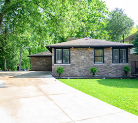 16 Freeland Court, Hamilton, ON L8S 3R5