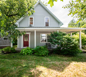 3216 Main Street, Salisbury, NB E4J 2M1