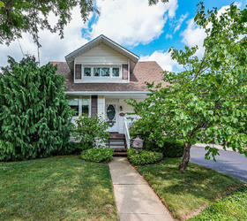 110 Livingston Avenue, Grimsby, ON L3M 1L6