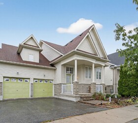 70 Diana Way, Barrie, ON L4M 7H9