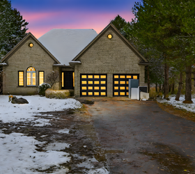 1401 Westdel Bourne, London, ON N6K 4R1