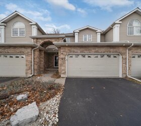 69 Candle Crescent, Kitchener, ON N2P 2K8