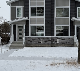11927 123 Street Northwest, Edmonton, AB T5L 0G9