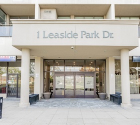1 Leaside Park Drive, Unit 724, Toronto, ON M4H 1R1