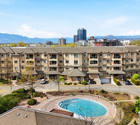 1960 Enterprise Way, Unit 206, Kelowna, BC V1Y 9S5