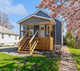 81 Christmas Street, Port Colborne, ON L3K 1M4
