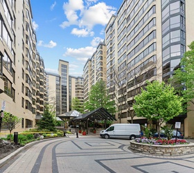 211 Saint Patrick Street, Unit 406, Toronto, ON M5T 2Y9