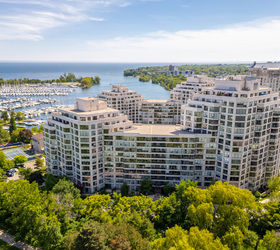 2261 Lake Shore Boulevard West, Toronto, ON M8V 3X1