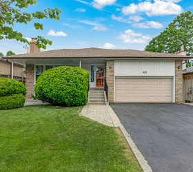 43 Viamede Crescent, Toronto, ON M2K 2A7