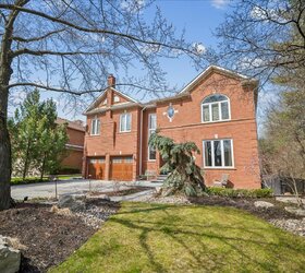 2203 Winding Woods Drive, Oakville, ON L6H 5T9