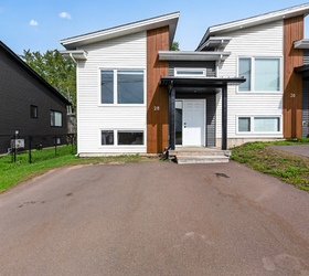 28 Ruelle de la Colline, Dieppe, NB E1A 6N3