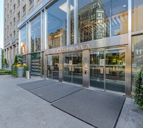 111 Saint Clair Avenue West, Unit 1903, Toronto, ON M4V 1N5